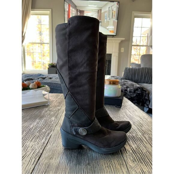 BZees Gray Washable Faux Suede Comfort Boot sz  8 NWT - Picture 1 of 13